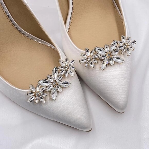 Silver Embellished Shoe Clips - Picture 6 of 10